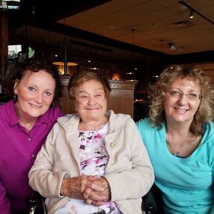 Meet your Posher, Debbie